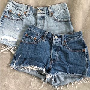 Levi 501  jean shorts - Dark wash
